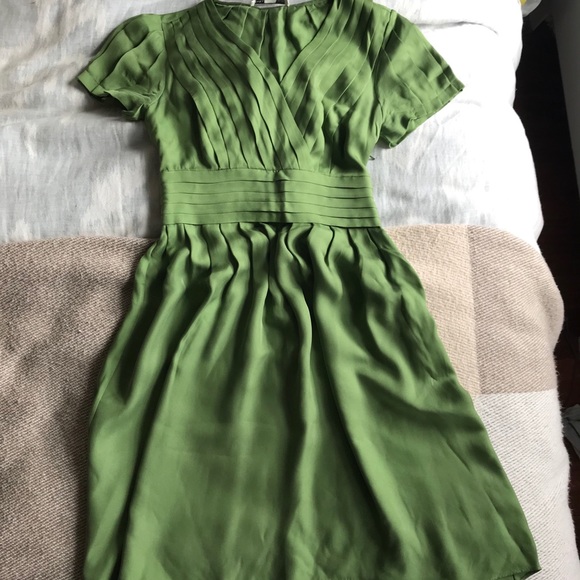 SOLD: Banana Republic pleated silk dress - Picture 1 of 6